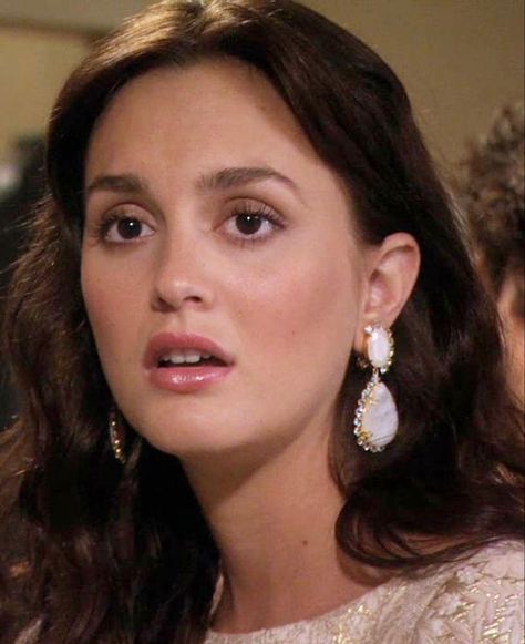 Blair Waldorf Jewelry, Leighton Meester Makeup, Blair Waldorf Nails, Gossip Girl Makeup, Blair Makeup, Blair Waldorf Makeup, Leighton Meester Outfits, Blair Waldorf Outfits, Wedding Guest Makeup