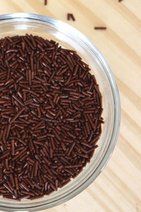 Chocolate Sprinkles- These are the BEST chocolate sprinkles! Dark Chocolate Cupcakes, Sprinkles Recipe, Baking Basics, Local Grocery Store, Chocolate Sprinkles, King Arthur Flour, Yummy Comfort Food, Birthday Treats, Candy Party