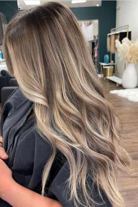 Ash Blonde Hair Balayage, Light Brunette Hair, Rambut Brunette, Summer Blonde Hair, Brown Hair Inspo, Brunette Hair With Highlights, Dirty Blonde Hair, Brown Hair With Blonde Highlights, Ash Blonde Hair