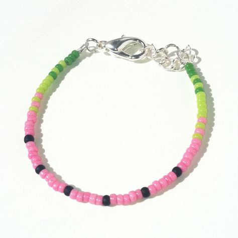 Kids watermelon bracelet for sale at shopbludiamond.org 😍 Watermelon Seed Bead, Seed Bead Ideas, Watermelon Bracelet, Bead Business, Diy Jewelry Videos, Watermelon Seed, Pink Beaded Bracelets, Beaded Jewelry Necklaces, Beaded Necklace Designs