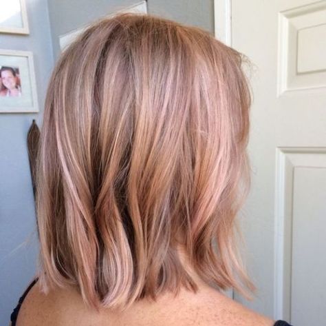 Rose Gold Hair Blonde, Long Bob Balayage, Baby Pink Hair, Rose Gold Balayage, Gold Hair Colors, Hair Color Rose Gold, Blonde With Pink, Dirty Blonde Hair, Lob Hairstyle