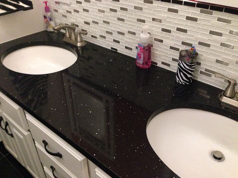 Close up of black sparkle quartz and tile backsplash Black Quartz Bathroom, Sparkly Countertops, Sparkle Countertops, Magical Bathroom, Colored Grout, Barndo Ideas, Epoxy Countertops, Countertops Diy, Quartz Backsplash