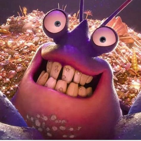 Smileeeeeee Tamatoa Did you like him?? 😃😂😞😠 Moana Crab, Shiny Moana, Moana Tamatoa, Moana 2016, Maui Moana, Moana Movie, Moana Theme, Moana Birthday Party, Moana Party