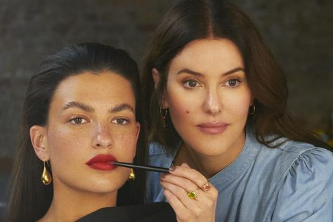 How to get a flawless complexion — by make-up artist Lisa Eldridge Lisa Eldridge Lipstick, Tea Ice Cubes, Skincare 2023, Lisa Eldridge Makeup, Red Lip Color, Lisa Eldridge, Velvet Lipstick, Make Up Inspo, Keira Knightley