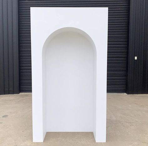 Door Backdrop, Backdrop For Wedding, White Arch, Door Backdrops, Photo Props Diy, Diy Event, Backdrop Design, Diy Photo, Event Styling