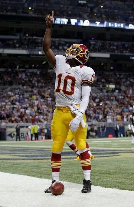 No rookie Robert Griffin Iii, Honoring Veterans, Washington Football, Christian Grey, Gold Baby, Burgundy And Gold, Sports Teams, Best Player, Sports Team