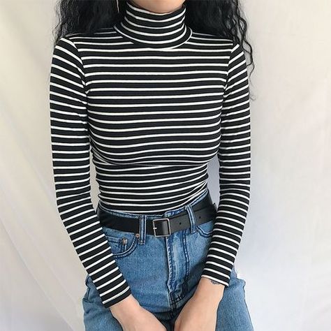 minimalist uniform ootd black and white White And Black Striped Shirt Outfit, Black Striped Shirt Outfit, White And Black Striped Shirt, Striped Shirt Outfit, Black Striped Shirt, Fe Clothing, Closet Wardrobe, Baguio, Neue Outfits