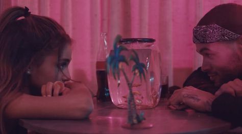 Collage Des Photos, Ariana Grande Music Videos, Ariana Grande Fans, Dangerous Woman, Celebrity Art, Famous Celebrities, Pop Star, Short Film, Favorite Celebrities