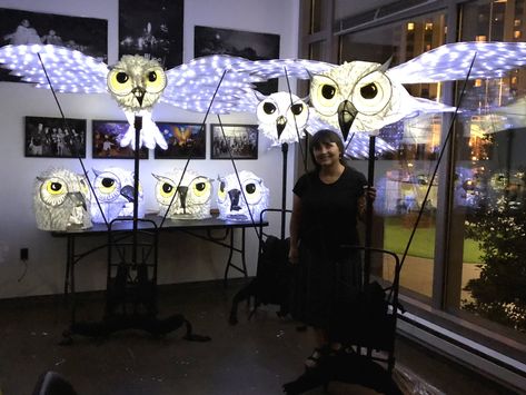 BeltLine Lantern Parade creator Chantelle Rytter prepares for Parliament of Owls - ARTS ATL Parade Puppets, Willow Lanterns, Lantern Parade, Owl Lantern, Raven Color, Light Sculptures, Owl Paper, Paper Owls, Barred Owl