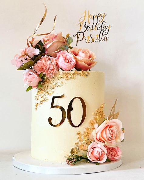 Pretty 50th Birthday Cake Design Cake For 85 Year Old Woman, 60 Year Birthday Cake, Women 50th Birthday Cake, 50 Birthday Cake Women, 50tj Birthday Cake Ideas, Mum 60th Birthday Cake, Flower Cake Designs Birthday Women, Small 50th Birthday Cake, Ladies 50th Birthday Cakes