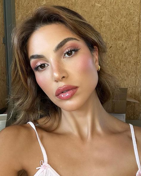 All Posts • Instagram Makeup Looks Prom, Strawberry Makeup, Pink Lips Makeup, Glam Wedding Makeup, Pink Eye Makeup, Negin Mirsalehi, Formal Makeup, Glowing Makeup, Glamour Makeup