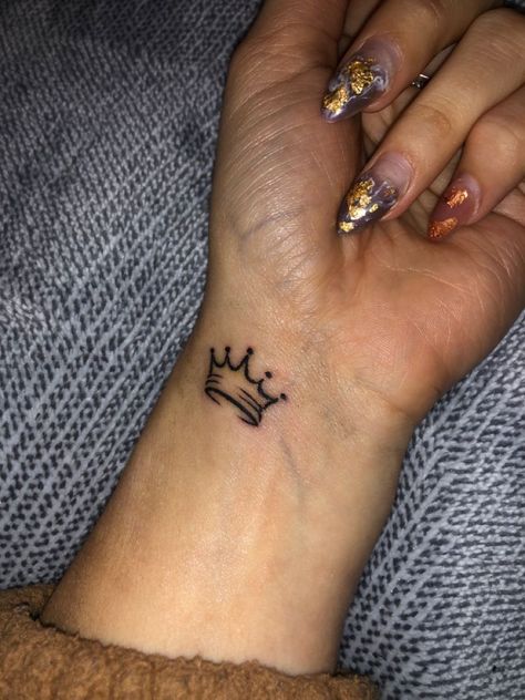 Crown Tattoo Behind Ear, Bracelet Tattoos With Names, Tiara Tattoo, Crown Tattoos For Women, Crown Tattoos, Tattoo On Wrist, Inner Bicep Tattoo, Tattoo Prices, Bicep Tattoo