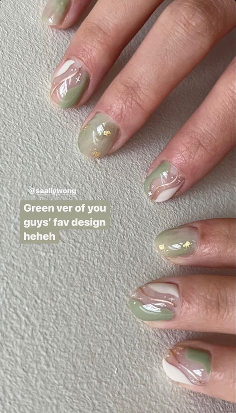 Sage Green Nails With Gold Flakes, Cute Sage Green Nails Short, Green Nails Korean Style, Nail Art Green Sage, Sage Green And Beige Nails, Nails Sage Green And White, Sage Green And Silver Nails, Green And Beige Nails, Nail Art Sage