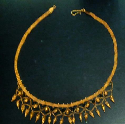 Gold necklace with pomegranates and miniature amphorae, 400-250 BCE,Bomford Acquisition, Greek and Roman Gallery, Ashmolean Museum,Oxford Roman Jewellery, Ashmolean Museum, Roman Jewelry, Pomegranate, Oxford, Gold Necklace, Miniatures, Gold