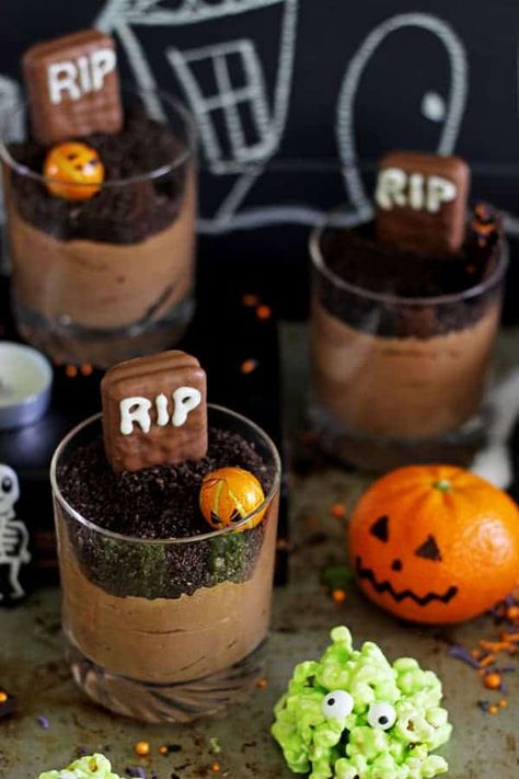 Chocolate Mousse Graveyard Cups Graveyard Cups, Cookie Monster Popcorn, Oreo Dirt, Self Saucing Pudding, Oreo Chocolate, Halloween Dessert, Tim Tam, Halloween Chocolate, Spooky Treats