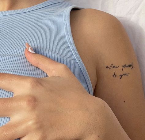 Writing Tattoos, Petite Tattoos, Small Hand Tattoos, Cute Tattoos For Women, Classy Tattoos, Discreet Tattoos, Dainty Tattoos, Girly Tattoos, Subtle Tattoos