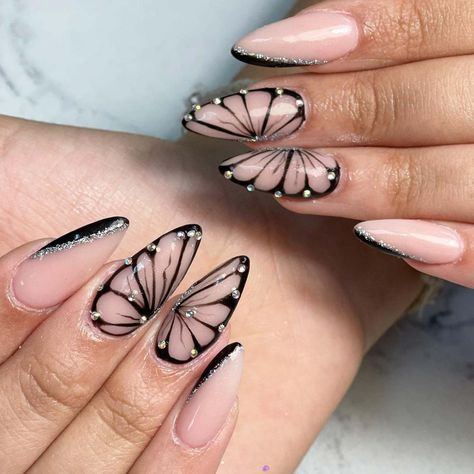 Matte Pink Nails, Black Nails With Glitter, Butterfly Nail Designs, White Tip Nails, Butterfly Nail Art, Heart Nail Art, Long Nail Designs, Black Nail Designs, Nail Styles