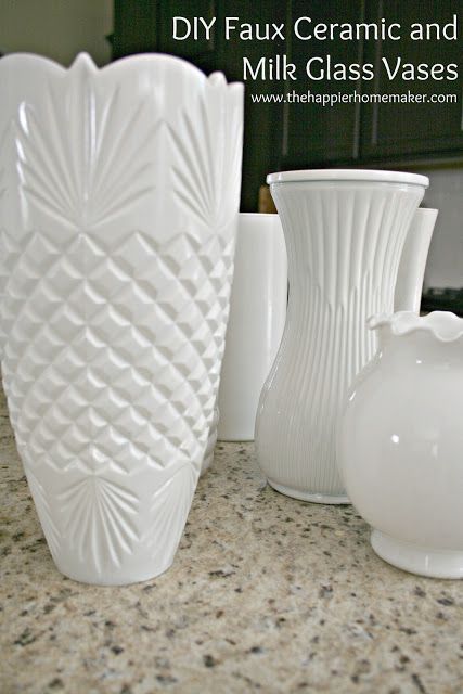 DIY White Faux Ceramic and Milk Glass Vases Farmhouse Kitchen Diy, Diy Farmhouse Kitchen Decor, Faux Ceramic, Milk Glass Vases, Paint Accessories, Painted Glass Vases, Old Vases, White Spray Paint, Milk Glass Vase