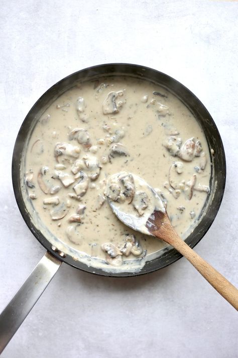 Simple Dairy-Free Mushroom Sauce - The Conscientious Eater Non Dairy Cream Sauce, Dairy Free Cream Sauce, Mushroom Sauce Vegan, Dairy Free Gravy, Cream Sauces, Vegan Mushroom Gravy, Vegan Meatloaf, Mushroom Gravy Recipe, Vegetable Bread