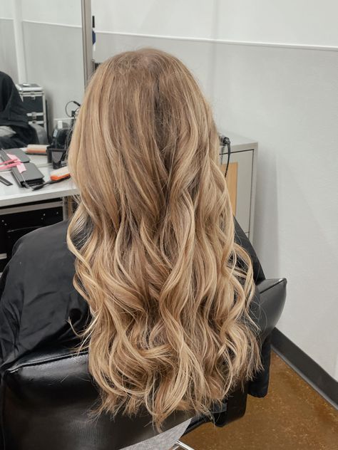 Styled Down Hair, Types Of Curled Hair Hairstyles, Beautiful Curled Hair, Soft Curls Formal Hair, Loose Curls For Prom, Prom Hair Curly Down, Curled Long Blonde Hair, Loose Curls Long Hair Half Up, Hoco Hair Curled Down