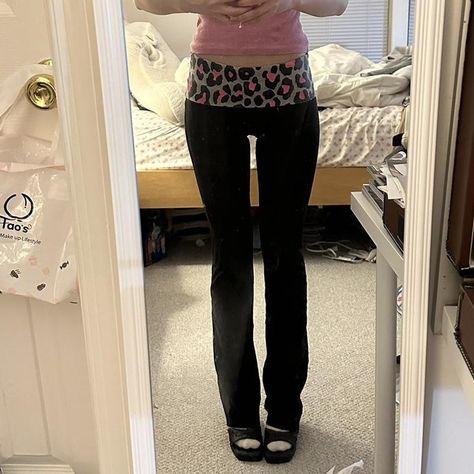 vintage y2k era early 2000s victoria’s secret... - Depop Y2k Yoga Pants Outfit, 2000s Leggings, Fold Over Leggings, Y2k Era, Yoga Pants Outfit, So Adorable, Pink Leggings, Girl Body, 2000s Fashion