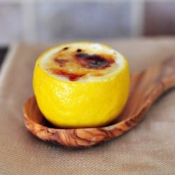 Lemon Creme Brulee. Mom, I know you wouldn't want to miss this pin from another friend I follow. Yum! Lemon Creme Brulee, Lemon Creme, Brulee Recipe, Lemon Cream, Eat Dessert First, Cannoli, Fabulous Foods, How Sweet Eats, Eat Dessert