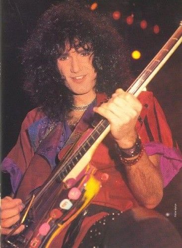 Kiss Crazy Nights, Bruce Kulick, Revenge Era, Target Top, Vinnie Vincent, Eric Carr, Peter Criss, Crazy Night, Paul Stanley