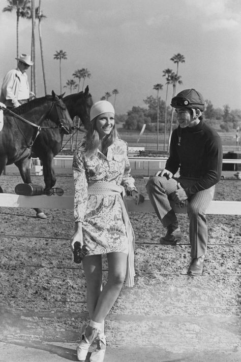 Cheryl Tiegs in a shirtdress by Lilly Pulitzer at the Santa Anita race track. Photographed by Henry Clarke, May 1971. Santa Anita Race Track, Slim Aarons Photography, Slim Aarons Photos, Lynn Yaeger, Henry Clarke, Cheryl Tiegs, Santa Anita, Slim Aarons, Equestrian Style