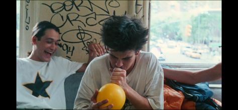 Kids, 1995 - Harmony Korine, Jim Lewis, Larry Clark. Film still Kids Harmony Korine, Kids Movie 1995, Kids 1995, Mid90s Aesthetic, Casper 1995, Harmony Korine, 1995 Movies, Larry Clark, Kid Movies