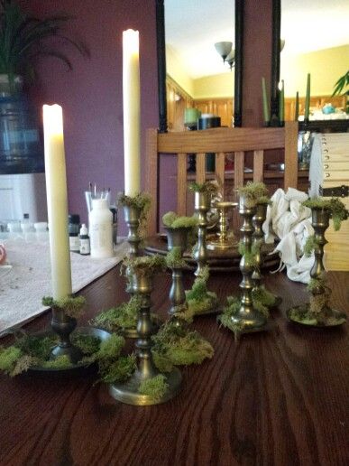 Dark Forest Table Decor, Moss Covered Candlestick, Wedding Moss Centerpieces, Moss Covered Candle Holder, Moss Candelabra Centerpiece, Moss And Wood Table Decor, Moss Wedding Centerpiece Table Runners, Elven Themed Party, Lotr Inspired Decor