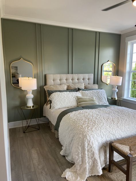 Olive Green Wall Panelling, Olive Green Bedroom Panelling, Green Panelling Bedroom, Green Wall Panelling, Sage Green Room Ideas Bedroom, Olive Green Bedrooms, Green Bedroom Walls, Downstairs Bedroom, Olive Green Walls