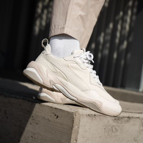 Release Date : August 9, 2018 Puma Thunder Desert Beige Credit : Overkill — #puma #thunder #sneakerhead #sneakersaddict #sneakers #kicks #footwear #shoes #fashion #style Puma Shoes Outfit Men, Beige Sneakers Outfit Men, Puma Thunder, Sneakers Outfit Men, Running Silhouette, Beige Sneakers, Hype Shoes, Sneakers Addict, Puma Sneakers