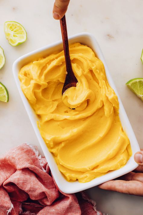 EASY Mango Sorbet (No-Churn)! Creamy, 3 ingredients, naturally sweetened, & SO delicious! #minimalistbaker #recipe #plantbased #glutenfree #sorbet #mango Mango Sorbet Recipe, Sorbet Ice Cream, Lime Sorbet, Mango Ice Cream, Minimalist Baker, Mango Sorbet, Sorbet Recipes, Healthy Food Facts, Mango Flavor