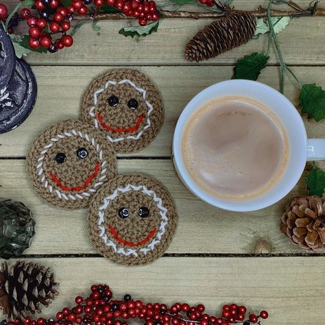 HAPPY CRIMSMAS !!!!!!! Time to break out my holiday themed decor 😈 #christmascoasters #christmasdecor #christmasdecorations #christmasdecorating #christmasgarland #christmasgarlands #crochetdecor #crochetdecoration #crochetgarland #crochetchristmas #crochetchristmasdecoration #crochetchristmastree #crochetchristmasornaments #crochetchristmasgifts #crochet #crochetaddict #crochetlove #crochetersofinstagram #crochetinspiration #crochetlover #crocheted #crocheter #crocheteveryday #crocheting #c... Crochet Gingerbread, Crochet Strawberry, Crochet Geek, Gingerbread Cookie, Button Eyes, Washing Machines, Extreme Heat, Crochet Purses, Loom Knitting