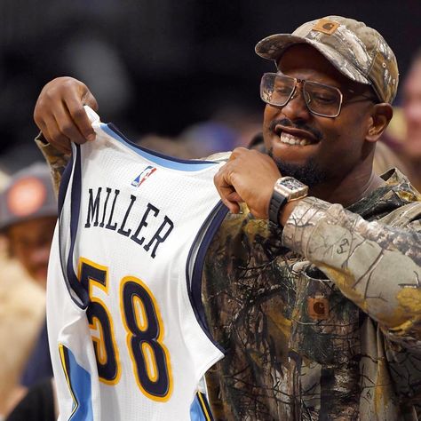 Von Miller wearing Carhartt Camo Von Miller, Hoop Dreams, Home Team, Rap, Camo, Sports Jersey, Football, Sports, How To Wear