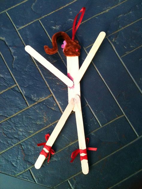 dance craft idea! obviously needs modification though International Dance Day, Dance Crafts, Ballerina Ornaments, Dance Camp, International Dance, Dance Ideas, Dancing Day, Popsicle Stick, Learn To Dance