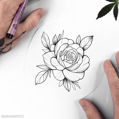 Lotusblume Tattoo, Simple Rose Tattoo, Rose Drawing Tattoo, Flash Designs, Tattoo Zeichnungen, Rose Tattoo Design, Simple Rose, Tattoo Feminina, Flower Tattoo Designs