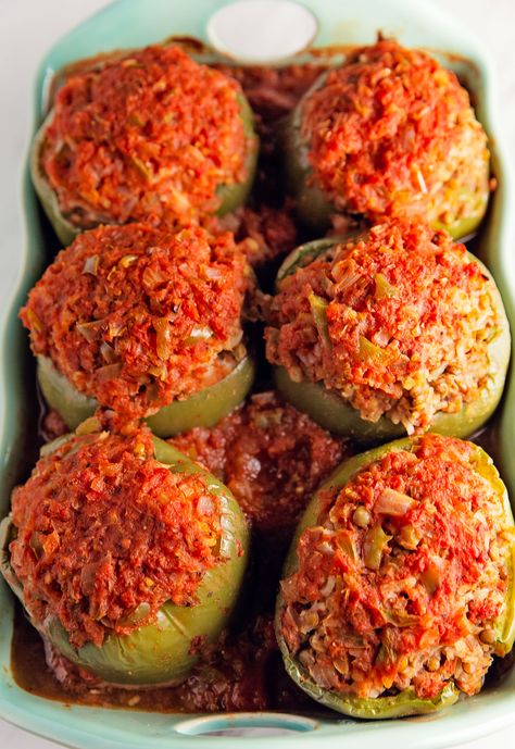 This Old Fashioned Stuffed Pepper dish is sure to transport you back in time.  A nod to the original recipe, it is truly delicious.  A fabulous Whole Food Plant Based recipe. Oil free, sugar free, no highly processed ingredients, and gluten free. Bean Cassoulet, Monkey And Me Kitchen Adventures, Vegetarian Stuffed Peppers, Monkey And Me, Plant Based Recipe, Healthy Sauces, Healthy Ground Beef, Whole Food Plant Based, Wfpb Recipes