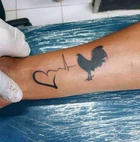 Game Rooster Tattoo, Rooster Memorial Tattoo, Gamefowl Tattoos, Rooster Tattoo Design, Clean Tattoos, Antler Tattoos, Toilet Drawing, Shen Long Tattoo, Tattoos For Dad Memorial