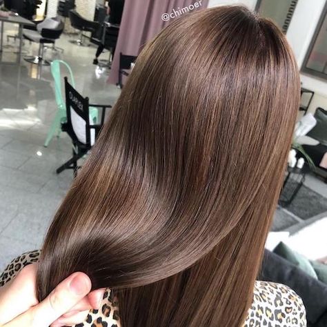 Gloss For Brown Hair, Gloss Brown Hair, Brown Hair Glaze Before And After, Brown Gloss Hair Color, Gloss Hair Color Brunette, Mid Brunette Hair, Milky Chocolate Brown Hair, Brown Hair Glaze, Glazed Brown Hair