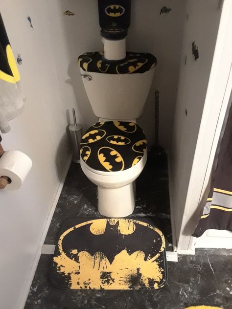 Batman Bathroom Ideas, Batman Bathroom Decor, Batman Themed Bedroom, Batman Furniture, Batman Room Decor, Batman Bathroom, Batman Bedroom, Batman Room, Batman Decor