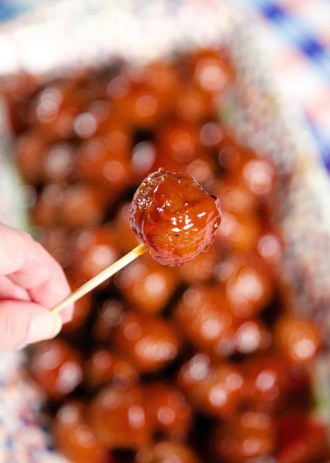 Slow Cooker Whiskey Meatballs {Football Friday} - Plain Chicken Grape Jelly Meatballs In Oven, Grape Jelly Meatballs Stovetop, Whiskey Meatballs, Jelly Meatball Recipe, Grape Jelly Meatballs Recipe, Football Friday, Jelly Meatballs, Easter Saturday, Game Day Foods