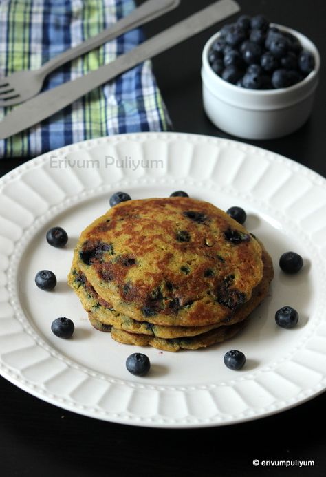 Quinoa Blueberry Pancakes | Protein Packed Breakfast (Step by Step Pics) Healthy Blueberry Pancakes, Plantain Pancakes, Quinoa Pancakes, Pancakes Protein, Quinoa Flour, Whipped Yogurt, Chicken Supreme, Packed Breakfast, Kerala Food