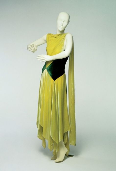 Style Année 20, Madeleine Vionnet, Cincinnati Art, 1920 Fashion, 20s Fashion, French Fashion Designers, 1920s Dress, 1930s Fashion, Mini Robes