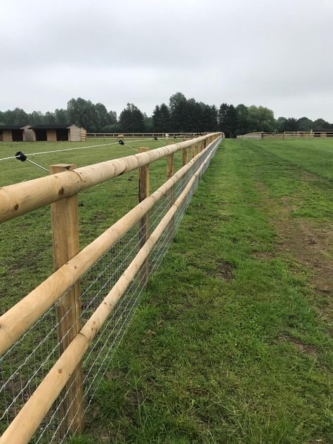 Post And Rail Fence, Ranch Fencing, Horse Paddock, Horse Farm Ideas, Diy Horse Barn, Horse Barn Ideas Stables, Goat House, Horse Barn Designs, Horse Shelter