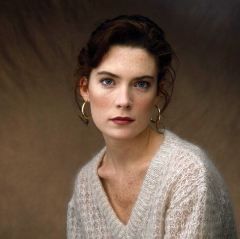 Donna Hayward, Lara Flynn Boyle, Twin Peaks 1990, Davenport Iowa, Face Reference, Twin Peaks, Hollywood Celebrities, Character Inspo, Tv Movie