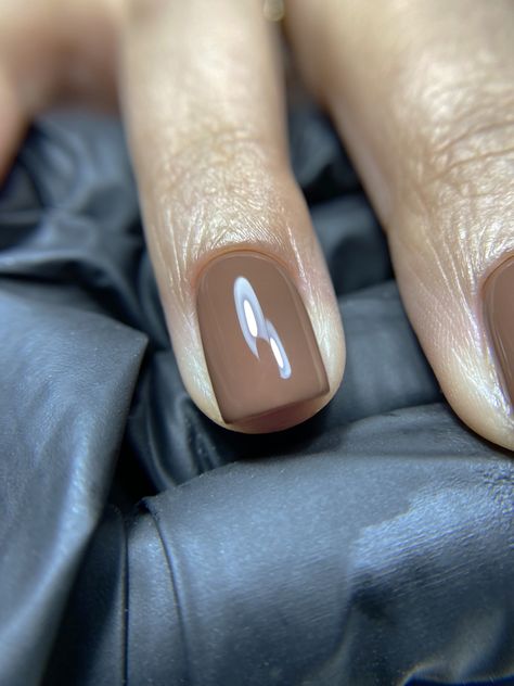 Russian manicure cuticle closeup Fall Russian Manicure, Russian Manicure Gel, Russian Manicure Step By Step, Manicure Steps, Russian Manicure, Polished Nails, Glam Life, Manicure Ideas, Grown Women