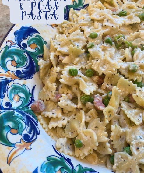 Creamy Pancetta and Peas Pasta Pancetta And Peas, Peas Pasta, Pasta Recipes Video, Easy Lasagna Soup, Rice Risotto, Pancetta Pasta, Pasta With Peas, Pasta With Meat Sauce, Italian Dinner Recipes