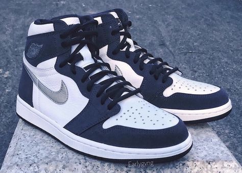 Detailed Look at the Air Jordan 1 High OG Japan “Midnight Navy” Nike Trendy Shoes, Bo Jackson Shoes, Loud Luxury, Nike Trendy, Jordans Dunks, Air Jordan 1 White, Air Jordan Basketball Shoes, Nike Fashion Sneakers, Basketball Shoes Nike