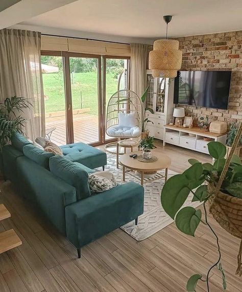 Living Room Patio Doors Layout, Farmhouse Kitchen Small Space, Large Cozy Living Room, Eclectic Farmhouse Living Room, Living Room Decor Inspiration, Home Design Living Room, Cabin Style, Ideas Living Room, Home Decor Living Room